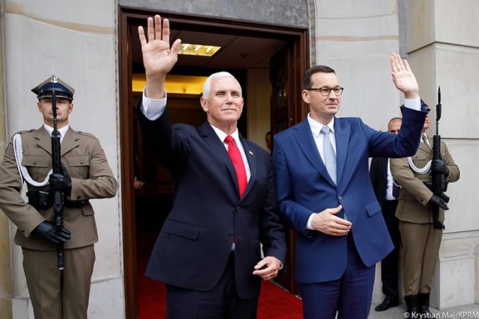 Huawei sprzeciwia się upolitycznieniu kwestii technologii 5G, cyberbezpieczeństwem należy zarządzać w oparciu o fakty i standardyzację, a nie spekulacje i uprzedzenia!