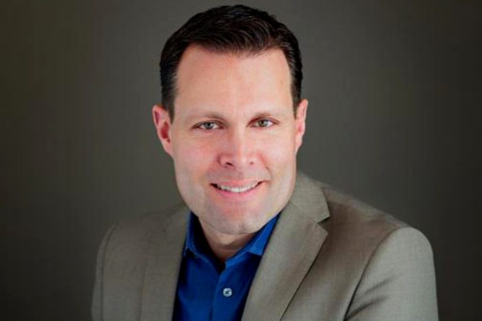 Commvault ma nowych managerów. Mercer Rowe wiceprezesem ds. współpracy z partnerami i kanałem sprzedaży, Edison Peres - doradcą strategicznym.