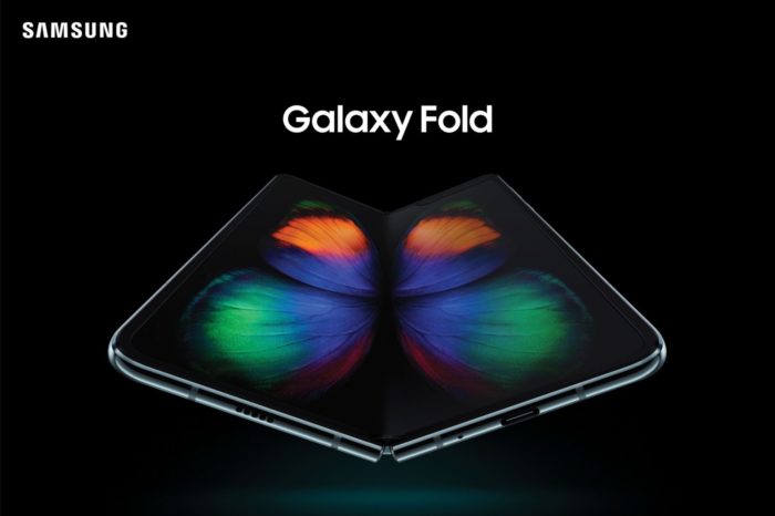 Samsung Galaxy Fold z ogromnym zainteresowaniem wśród polskich konsumentów, w zaledwie kilka godzin wyprzedano wszystkie dostępne egzemplarze.
