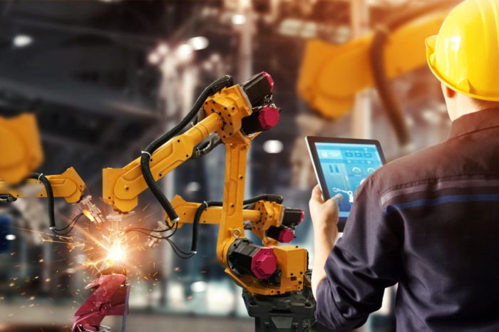 Najnowszy raport HMS Networks przedstawia własne wyniki badań firmy w zakresie oceny rozwiązań 5G dla komunikacji przemysłowej.