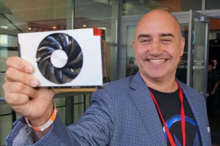 Chris Hook odchodzi z Intela. To nie była długa przygoda dawnego szefa marketingu produktów graficznych AMD. W Intelu Hook pracował od października 2018 roku.