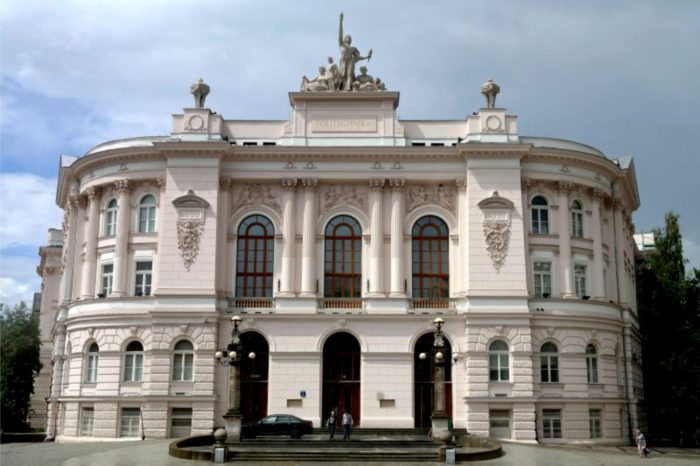 Jesteś przedsiębiorcą i chcesz rozwijać nowe produkty, usprawniać linie technologiczne, wchodzić na nowe rynki? Czyli jak uczelnie i instytuty badawcze wspierają rozwój polskich firm.