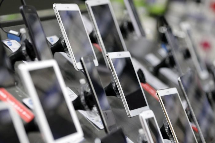 Samsung pozostaje liderem, Huawei rośnie najszybciej, Apple w dół - wyniki z globalnego rynku smartfonów za trzeci kwartał 2019 roku.