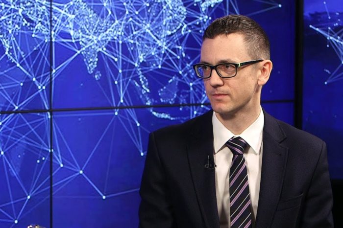 Odchodzi pełnomocnik rządu ds. cyberbezpieczeństwa i wiceminister cyfryzacji, Karol Okoński. Stanowisko piastował od 2016 roku.