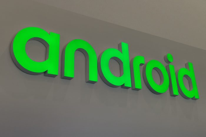 Sześć nowych funkcji w Androidzie - zostaną wprowadzone jeszcze tego lata. Od zmian w Android Auto, do ostrzegania przed trzęsieniami ziemi.