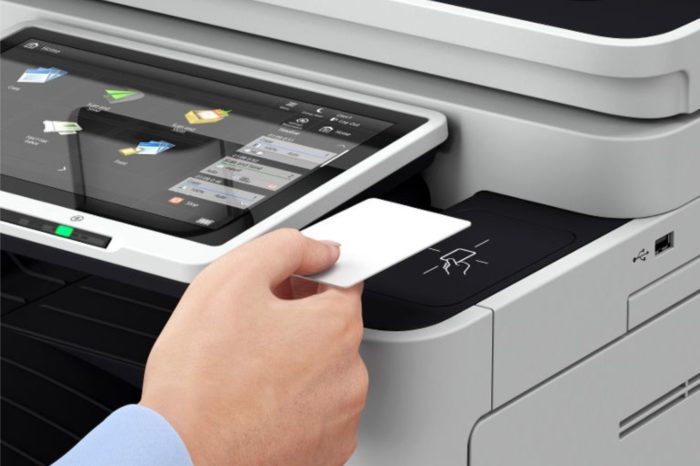 Przyspiesz swoją cyfrową transformację. Canon poszerza ofertę o rozwiązanie dostosowane do potrzeb „centra” cyfrowej rewolucji, nową serię imageRUNNER ADVANCE DX.