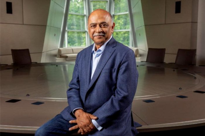 Kluczowe zmiany na szczycie w IBM! Arvind Krishna wybrany dyrektorem generalnym IBM, James Whitehurst prezesem, Virginia Rometty przewodniczącą zarządu do końca roku, kiedy przejdzie na emeryturę.