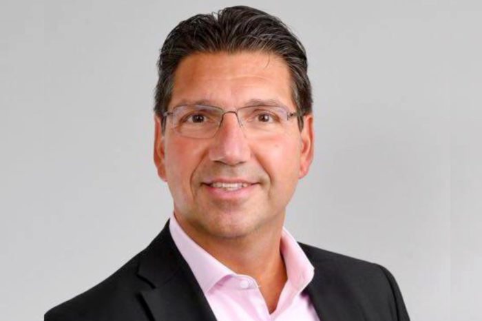 Lenovo wyznaczyło Giovanniego Di Filippo na stanowisko prezesa grupy Lenovo Data Center Group na Europę, Bliski Wschód i Afrykę.