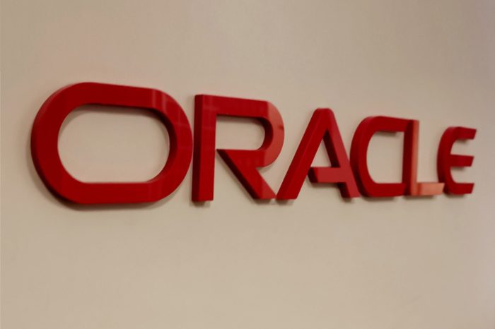 Operator Chmury Krajowej (OChK) oraz Oracle Consulting podpisali strategiczną umowę o współpracy, aby ułatwić przenoszenie środowisk informatycznych z obecnych infrastruktur do chmury OChK.