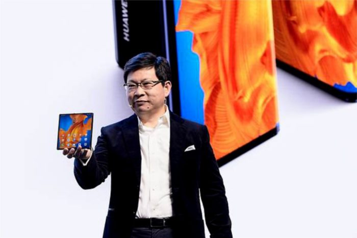 Huawei zaprezentował najnowszy składany smartfon Huawei Mate Xs, wyposażony w procesor Kirin 990 (5G) SoC, oparty na innowacyjnej architekturze Da Vinci.