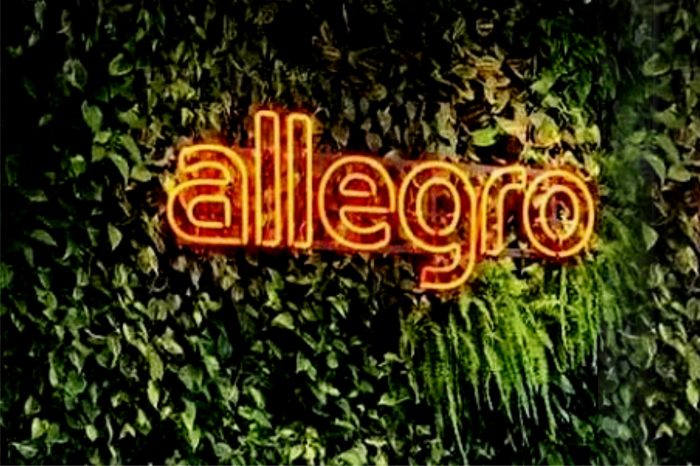 Allegro oczekuje wzrostu wartości sprzedanych produktów (GMV) o ok. 45% w 2020 r., a później - wolniejszego, wynika z opublikowanego przez spółkę prospektu emisyjnego.