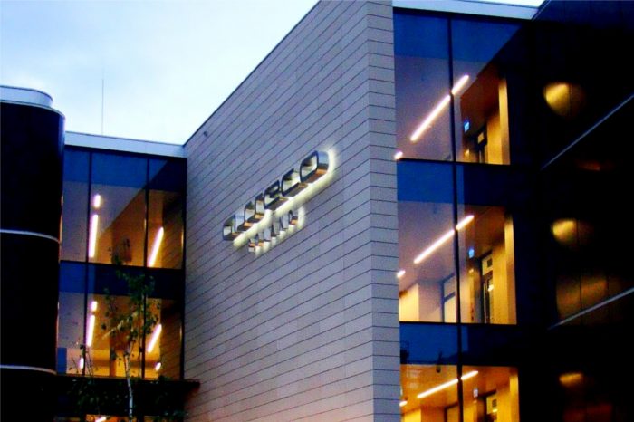 Asseco pomaga szpitalom obsługiwać pacjentów z COVID-19. „Razem przeciw COVID” to bezpłatny pakiet narzędzi IT udostępniany placówkom medycznym z wykorzystaniem infrastruktury Chmury Krajowej.