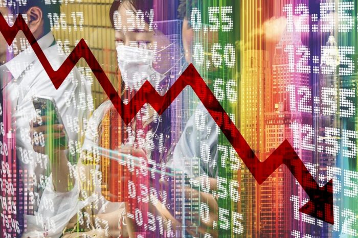 Wywołana przez koronawirusa epidemia niezmiennie ciąży rynkom akcji, sytuacja na WIG20 jest dramatyczna, a Inwestorzy na GPW wypatrują pomocy w bankach centralnych.