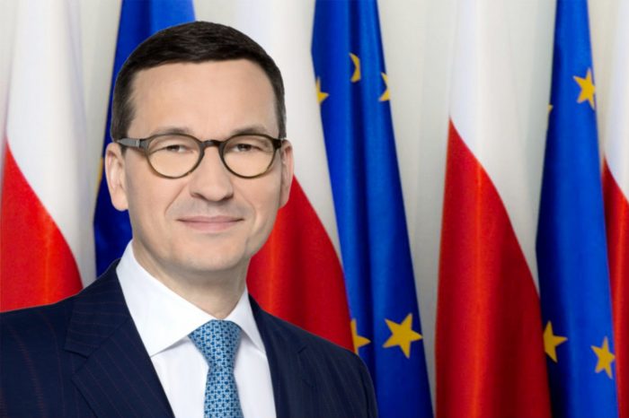 Trwają prace nad pakietem stabilności i bezpieczeństwa, a rząd w najbliższych dniach pokaże konkretne działania, które wypracował, poinformował premier Mateusz Morawiecki.