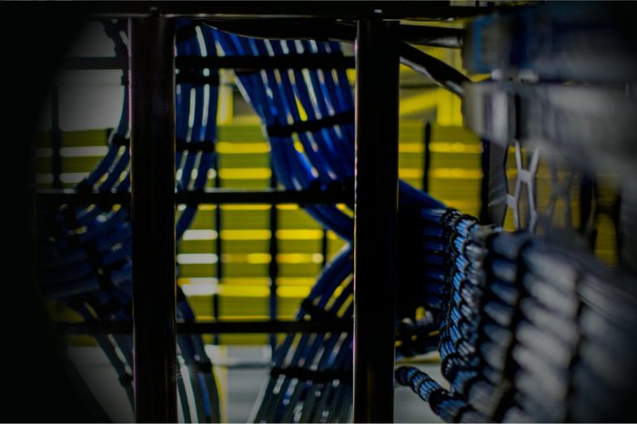 Branża, która może przy pierwszym zastanowieniu uchodzić za archaiczną, przechodzi transformację na naszych oczach. Jak Internet rzeczy zmienia górnictwo?