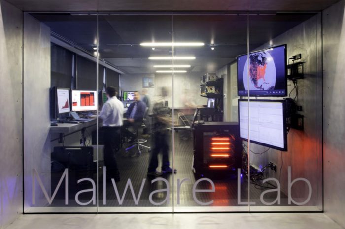 Microsoft wspólnie z partnerami z 35 krajów podjął skoordynowane kroki prawne i techniczne, aby zakończyć działanie jednego z najbardziej aktywnych botnetów na świecie, zwanego Necurs.