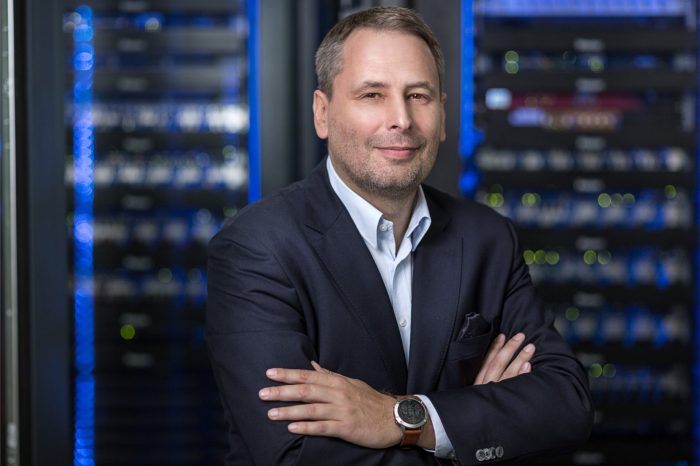 Blisko połowa produktów i usług sprzedawanych przez przedsiębiorstwa na całym świecie w 2022 roku, będzie cyfrowych lub dostarczanych cyfrowo, wynika z najnowszego raportu IDC na zlecenie Equinix.