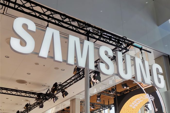 Samsung wspiera podopiecznych projektu #SamoDZIELNI w starcie na rynku pracy. Wejście w dorosłe życie i próba odnalezienia się na rynku pracy to duże wyzwanie dla młodych ludzi.