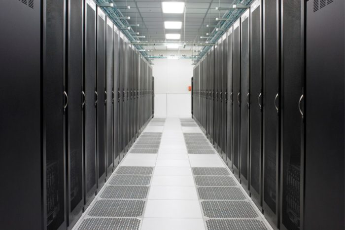 Nowa generacja centrów przetwarzania danych – Prognoza firmy Eaton na rok 2020, dotyczące tempa zmian rozwoju dla centrów przetwarzania danych.