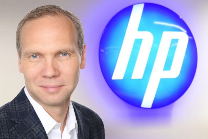 Życie w dobie pandemii, czyli jak technologia pomaga nam budować „nową rzeczywistość” - Vitaly Matyushenko, Head of End User Sales, Central Europe, HP Inc. przedstawia stworzoną przez HP koncepcje „OneLife”.