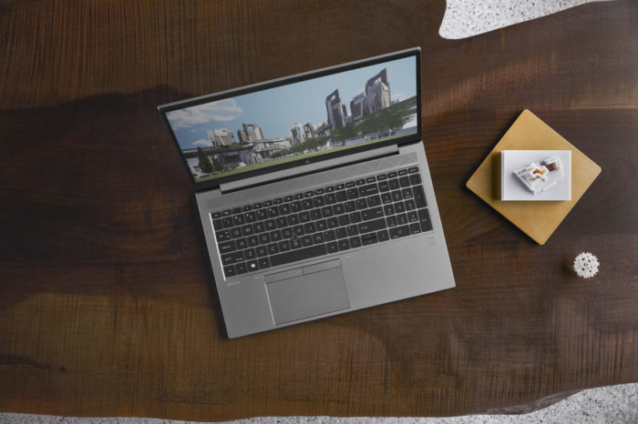 Nowe, lekkie, mobilne stacje robocze HP ZBook Firefly - amerykański producent zmieścił nawet 6-rdzeniowe CPU i kartę graficzną NVIDIA Quadro w laptopie o masie 1,41 kg.