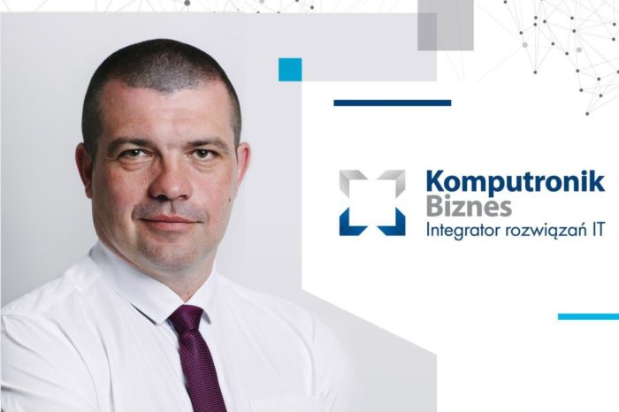 Pandemia spowodowała wstrzymanie większości małych i średnich inwestycji infrastrukturalnych. O nowych zasadach działania i obecnej sytuacji na rynku opowiada Jarosław Bańkowski, dyrektor sprzedaży Komputronik Biznes.