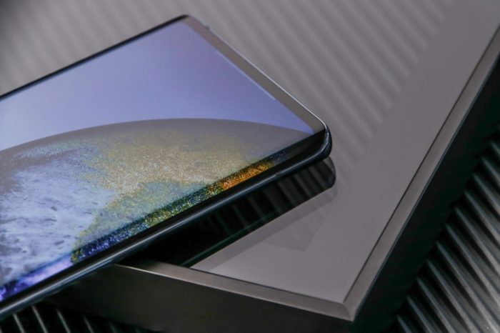 Vivo, jeden z wiodących chińskich producentów smartfonów, właśnie ogłosił swoją flagową rodzinę smartfonów X50 - vivo X50, X50 Pro i X50 Pro +.