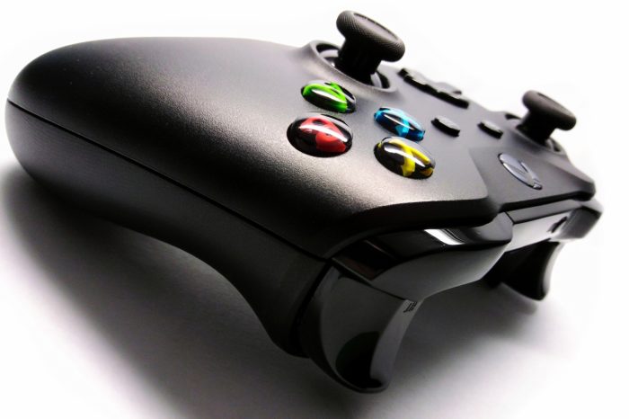 Microsoft jest zainteresowany zakupieniem gamingowej części Warner Bros. Gigant z Redmond ma świadomość, że w gamingu znajdują się olbrzymie zyski.