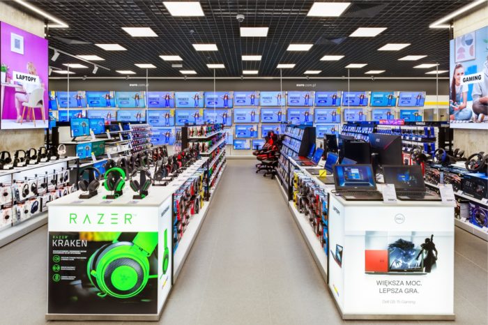 Światowy sektor elektroniki użytkowej, AGD/RTV nie poddaje się ograniczeniom. Producenci i handlowcy liczą na 4 kwartał – także w Polsce.