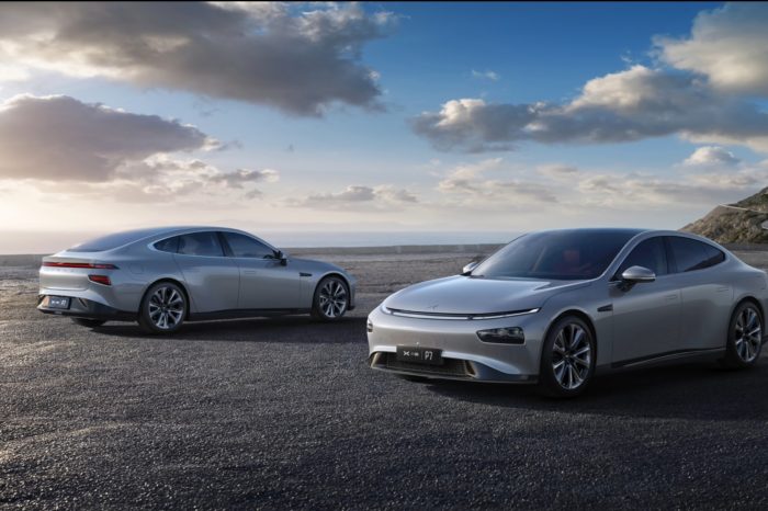 Chiński rywal Tesli, Xpeng Motors, zbiera 500 milionów dolarów i rozpoczyna dostawy nowego samochodu noszącego, mającego konkurować z Tesla Model 3.