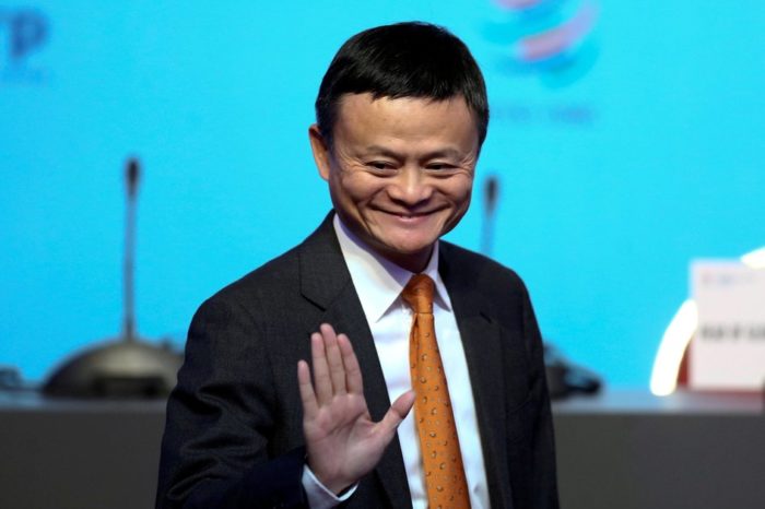 Założyciel Alibaba Group, Jack Ma, odnalazł się po miesiącach publicznej nieobecności. Notowania firmy na giełdzie wzrosły.