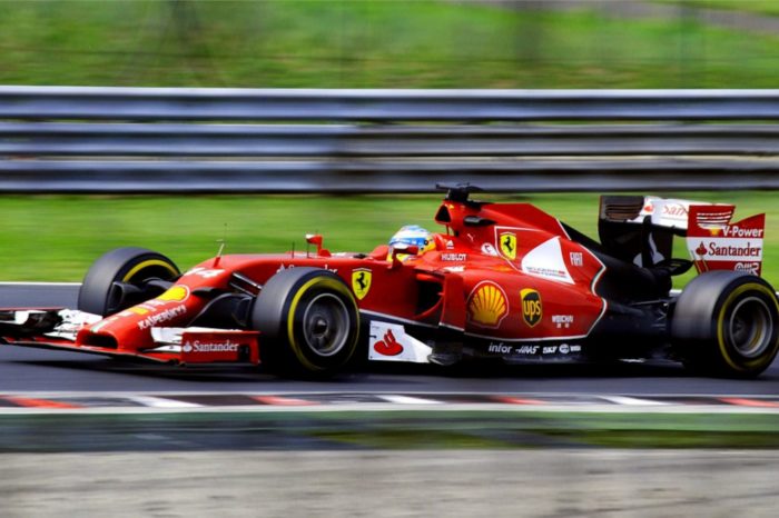 Kaspersky obchodzi 10 rocznicę strategicznego partnerstwa z Ferrari, będąc nie tylko sponsorem zespołu Formuły 1 - Scuderia Ferrari, ale również partnerem technologicznym, oferując światowej klasy ochronę infrastruktury informatycznej.