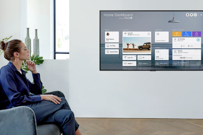 LG Electronics z czterema nagrodami EISA - dwiema dla telewizorów i po jednej dla soundbaru i mobilnego głośnika koreańskiego producenta.