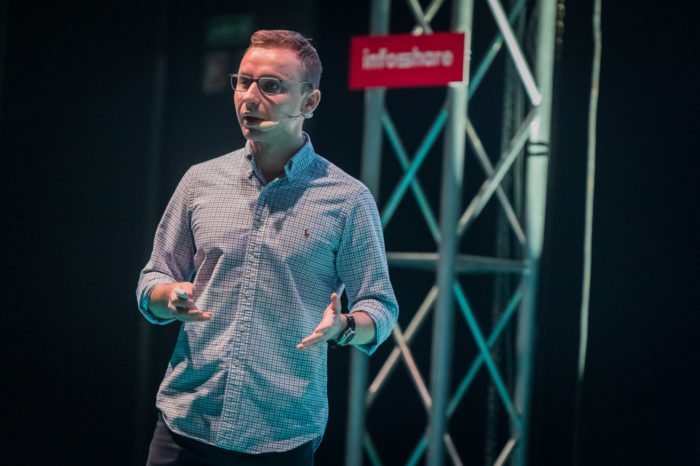 "Sukces naszych ludzi to nasz sukces" - wywiad z Kamilem Smugą, wiceprezesem i CIO firmy Limitless Technologies.