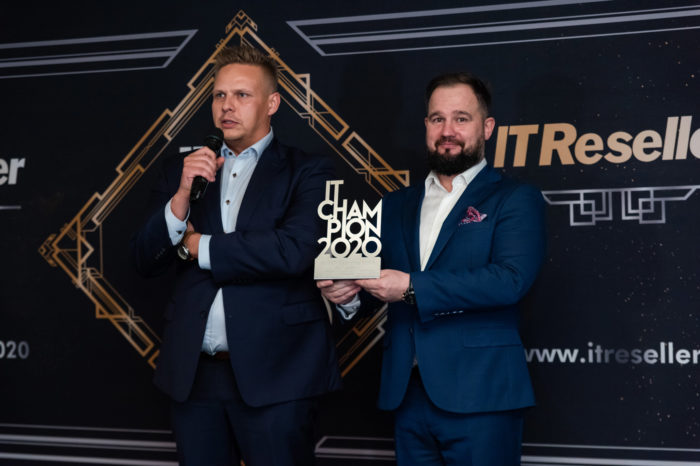 IT Champions 2020 - sylwetki laureatów. Sharp nagrodzony dwiema statuetkami potwierdzającymi mocną pozycję firmy wśród rozwiązań biznesowych.