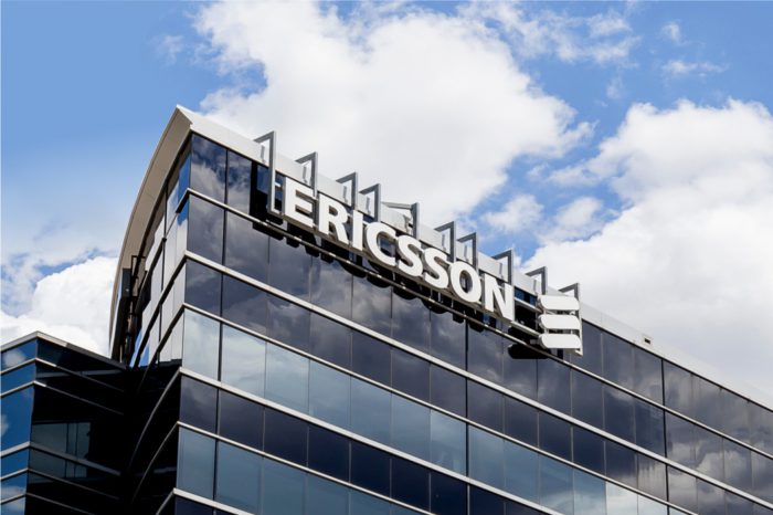 Seniorzy stopniowo niwelują cyfrową lukę pokoleniową. Zbliżając się nawet do zamknięcia cyfrowej luki pokoleniowej, jednak wybuch pandemii spowolnił dotychczasowy trend, wynika z badania Ericsson Consumer Lab.