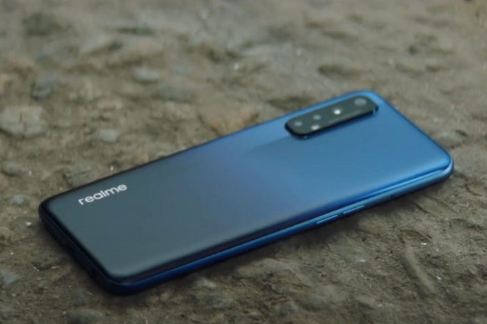 Realme 7 5G zadebiutował w Europie. Smartfon posiada nowoczesny procesor MediaTek Dimensity 800U oraz ekran o wysokiej częstotliwości odświeżania.