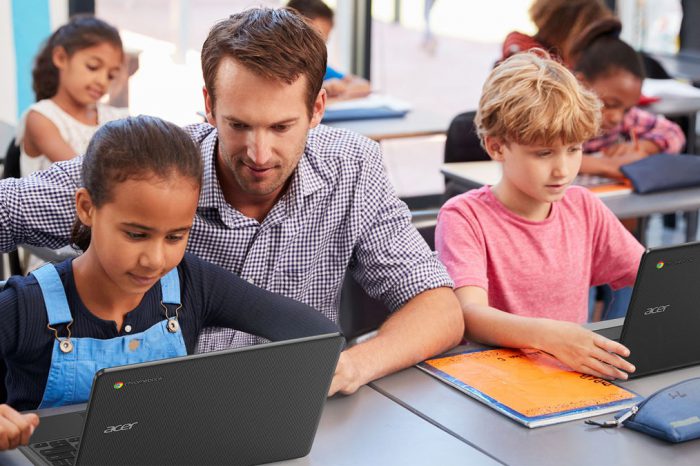 105 milionów dolarów dla startupu! Tyle zdołała zebrać firma Class Technologies, specjalizująca się w narzędziach dla Zooma.