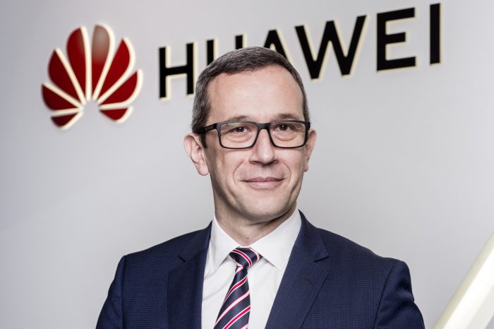 Huawei zapowiada gotowość do walki prawnej i punktuje projekt KSC, jako niezgodny z zasadami wolnego rynku.