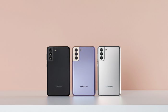 Zła wiadomość dla czekających na Samsunga Galaxy S21 FE. Wydanie smartfona mogło zostać anulowane.