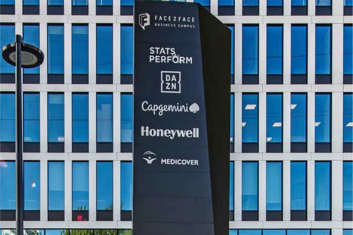 Bankowość przyszłości to jeszcze większa koncentracja na konsumentach, zrównoważonym rozwoju i racjonalizacji kosztów, wynika ze Światowego Raportu Bankowości Detalicznej, opublikowanego przez Capgemini i Efma.