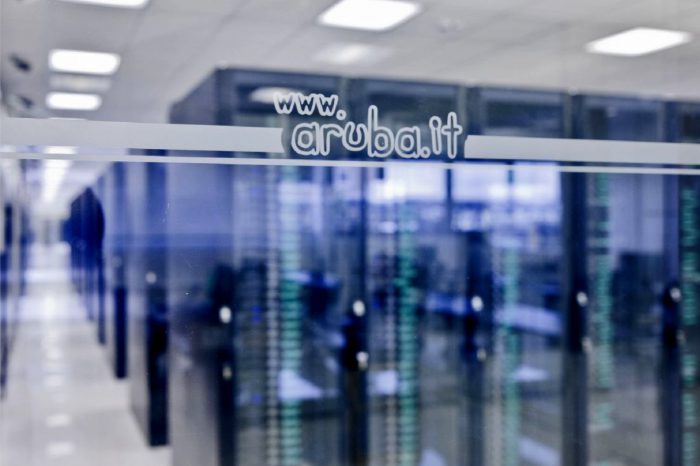 Sektor finansowy coraz szybciej podąża w stronę cyfryzacji i migrowania swoich zasobów do chmury obliczeniowej, jednak „Chmurowy monopol” może nie służyć bankom!