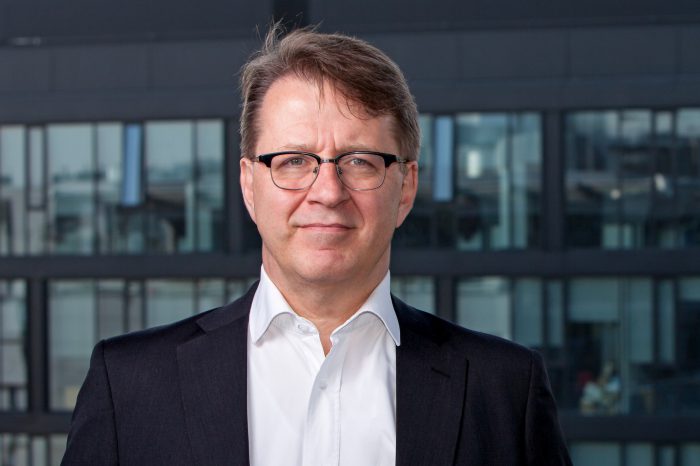 Play ogłasza zmiany w strukturze zarządczej spółki. Jean Marc Harion pozostanie na stanowisku CEO i wraz z nowym 9-osobowym Executive Team pokieruje rozwojem spółki w najbliższych latach.