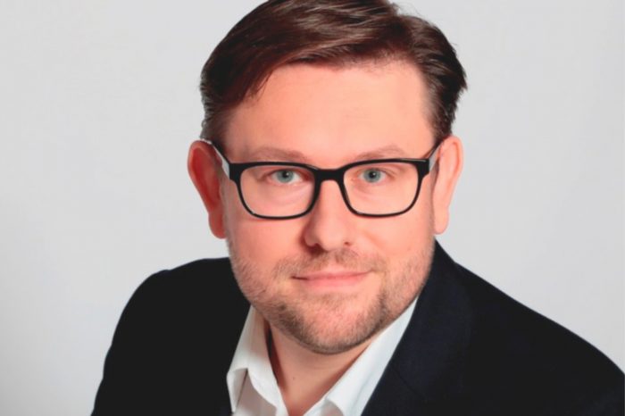 Polski zespół sprzedaży Salesforce powiększa się – na stanowisko regionalnego wiceprezesa ds. sprzedaży na rynek Enterprise w Polsce, Czechach, Słowacji i krajach bałtyckich, dołącza Piotr Fąderski.