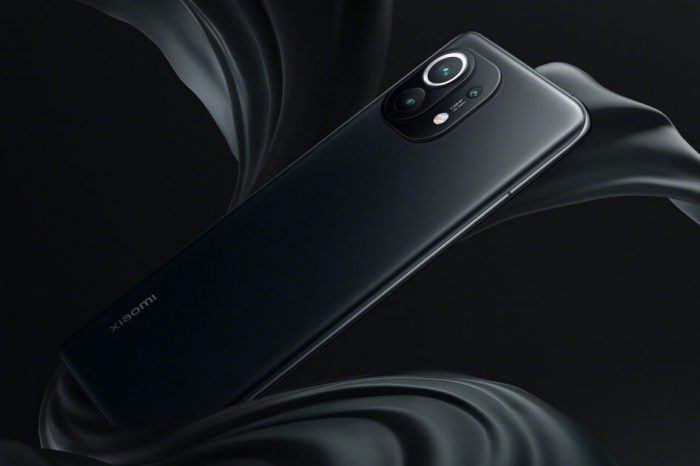 Xiaomi Mi 11 Lite i Mi 11 Lite 5G - nowe modele dla średniego segmentu, z potężną baterią i ekranami TrueColor AMOLED.