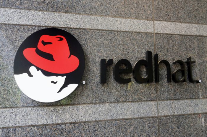 Łańcuch dostaw oprogramowania sposobem na cyberatak? Niestety coraz częściej tak. Jak się przed tym ustrzec?