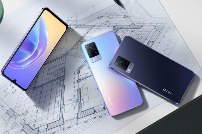 Vivo V21 - nowy smartfon dla miłośników selfie zaprezentowany. Z przodu znalazł się aparat 44 MPix z optyczną stabilizacją obrazu.