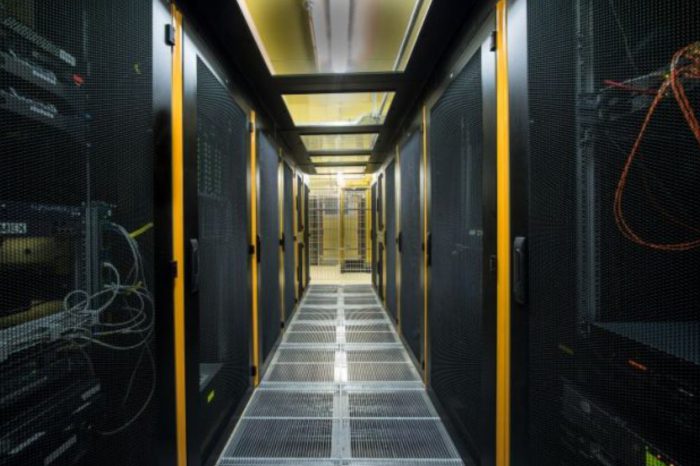 Blisko połowa firm bez szybkiego internetu! Brak dostępu do szybkiej sieci utrudnia cyfryzację, dostęp do zaawansowanych usług IT wymaga przetwarzania danych w czasie rzeczywistym i dużej przepustowości.