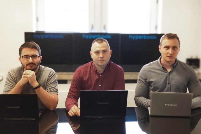 Co się lepiej sprzedaje tanie czy drogie laptopy? Jakie komputery sprzedają się najlepiej? Czy jest zapotrzebowanie na chromebooki? Odpowiada CEO Hyperbook.