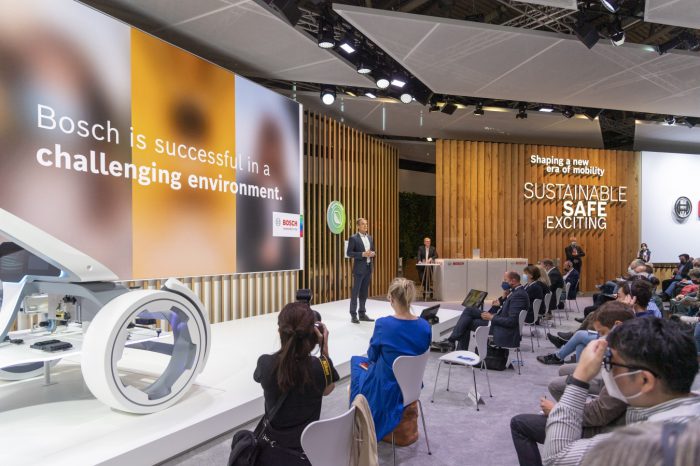 IAA Mobility 2021 - W obszarze elektromobilności żadna inna firma nie oferuje tak wielu opcji jak Bosch, firma generuje sprzedaż na poziomie ponad miliarda euro.